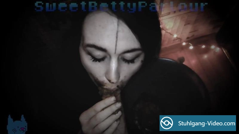 SweetBettyParlour - UNDEGROUND SCAT 2 [HD 720p] Stuhlgang Porno