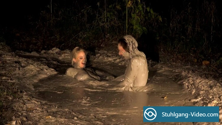 Annabelle Pync, Alora Jaymes - Lesbian Porn in Mud [HD 720p] Fetisch Porno