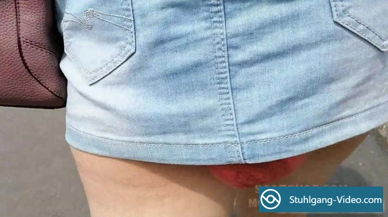 ModelNatalya94 - Going to the store, shit in shorts [FullHD 1080p] Stuhlgang Porno