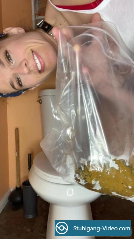 VibeWithMolly - School girl poops in bag [UltraHD 2K] Stuhlgang Porno