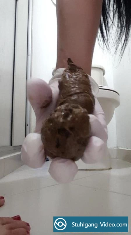 CherryPie - Cherry pooping in bath [UltraHD 2K] Stuhlgang Porno