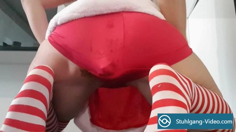 Love to Shit Girls - Xmas Red Panties Gift [HD 720p] Stuhlgang Porno