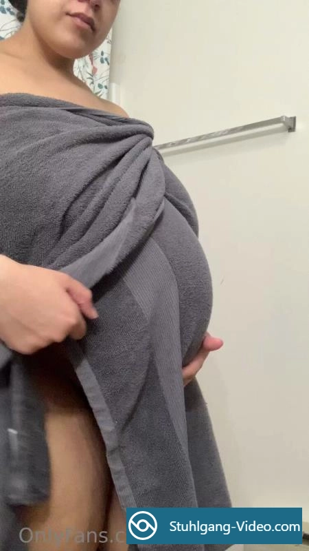 Theolivebunny - Full Term Pregnancy Huge Tits Hot Mom [SiteRip] Schwangere Pornos