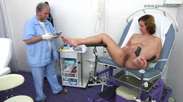 Justine Gyno Exam [HD 720p] Schwangere Pornos