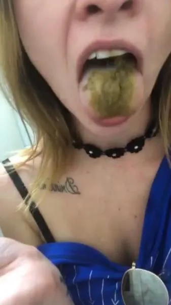 Licking My Butt Plug Clean 5 [SD] ScatBook