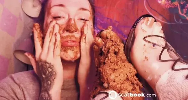 Creamy Shit x Giant Sexy Feet [FullHD 1080p] Stuhlgang Porno
