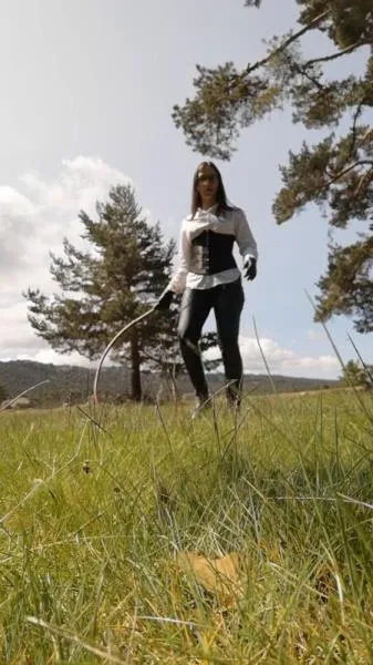 Whipping [SD] Scatbook Domination, Outdoor