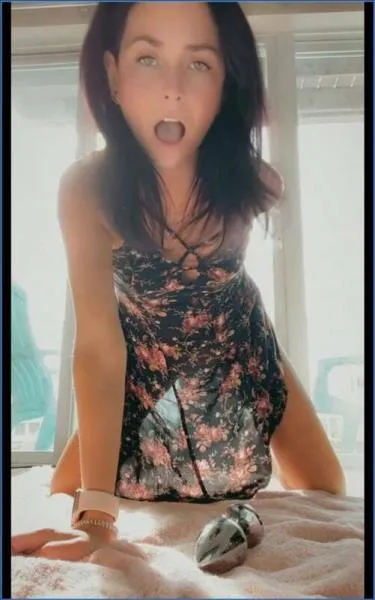 Plug Play 2 View [FullHD] Stuhlgang Porno