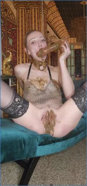 Shit For Brains [UltraHD 2K] Stuhlgang Porno